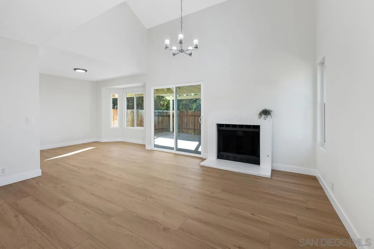 Photo #1: 2601065 Listing: Photo #1