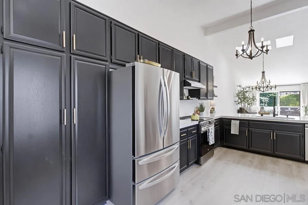 Photo #12: 2601067 Listing: Photo #12