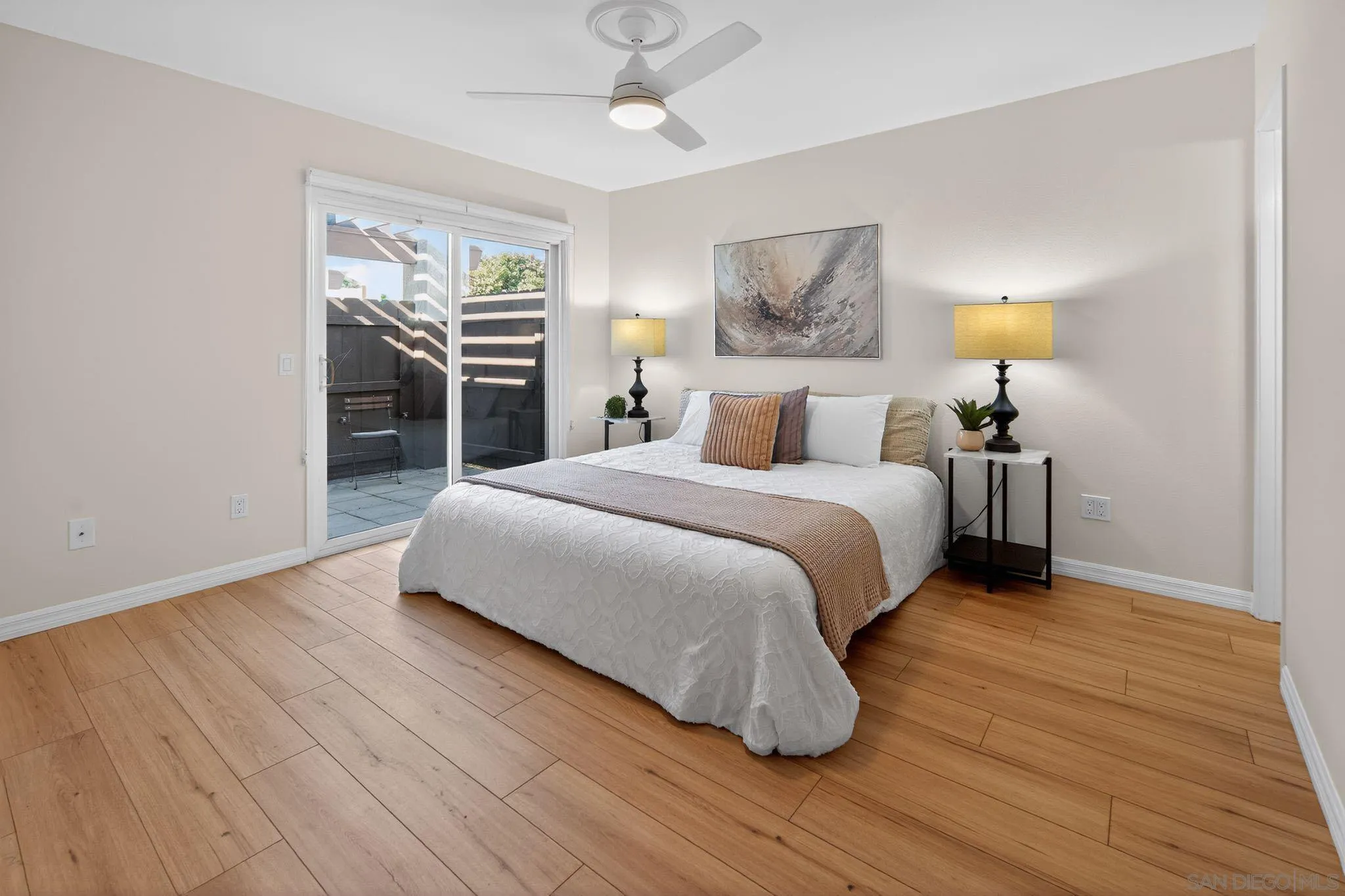 https://cdn.realtyfeed.com/cdn/127/2601071/7d86220f76b8ac7e2662feb1e949e945.webp