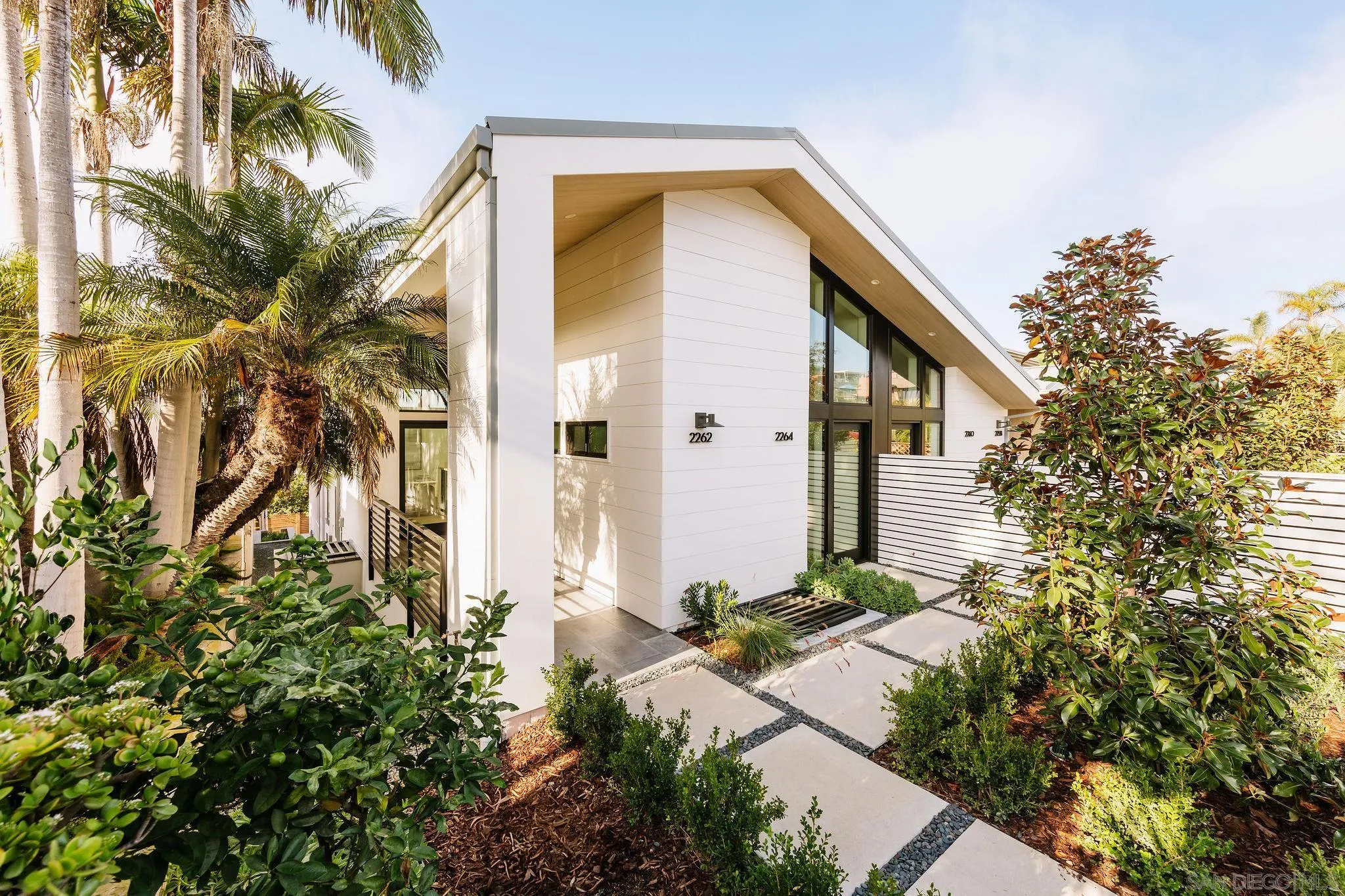 https://cdn.realtyfeed.com/cdn/127/2601072/a4c7b880645311ca6845c6ac58d46578.webp