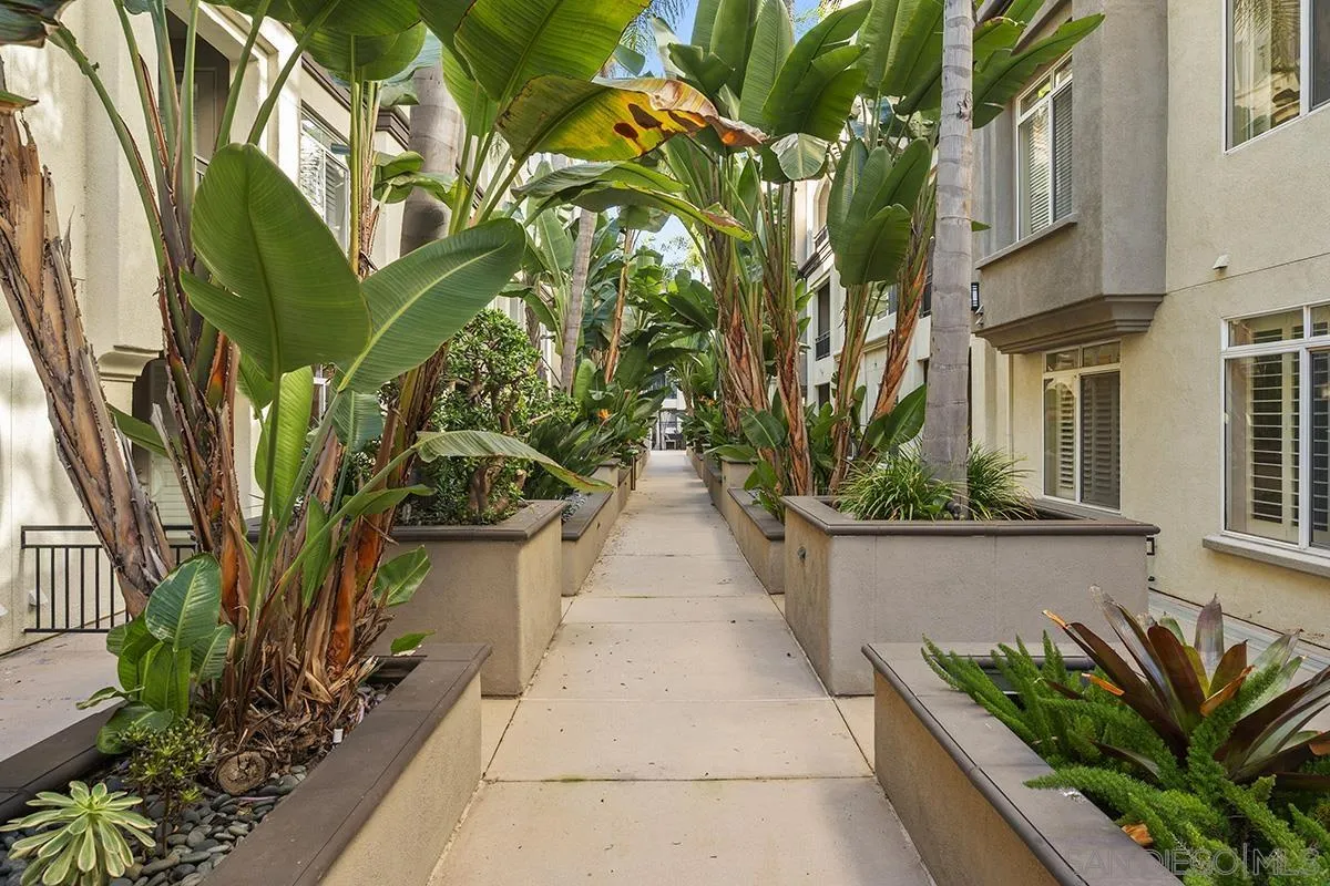 Photo #40: 2601073 Listing: Photo #40