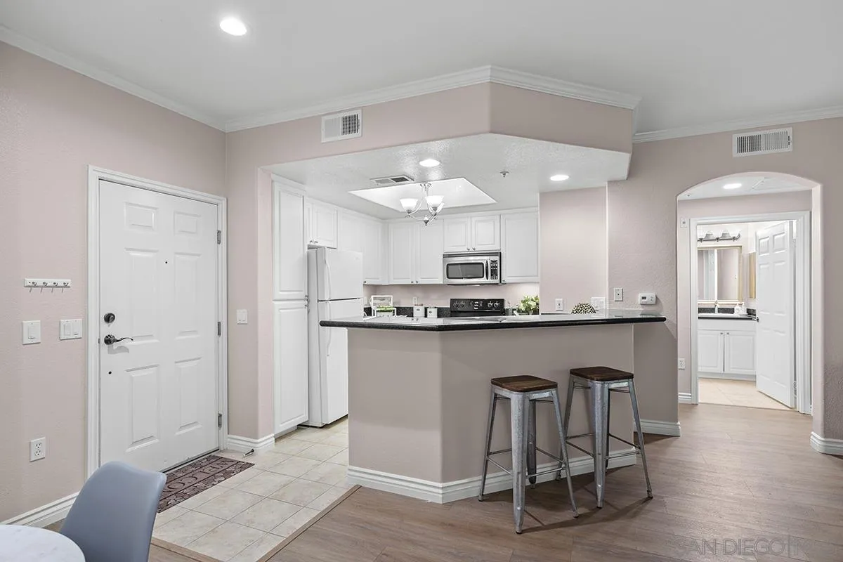 Photo #21: 2601073 Listing: Photo #21