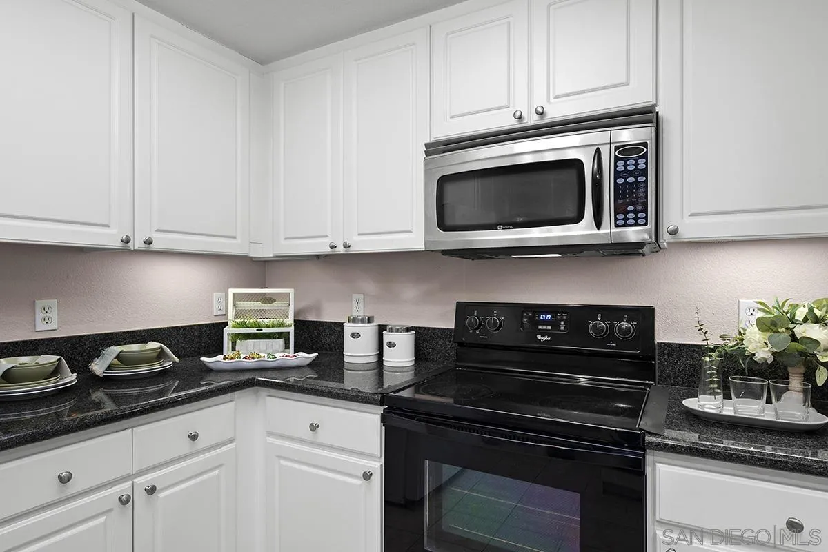 Photo #19: 2601073 Listing: Photo #19