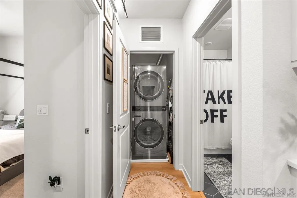 Photo #13: 2601075 Listing: Photo #13