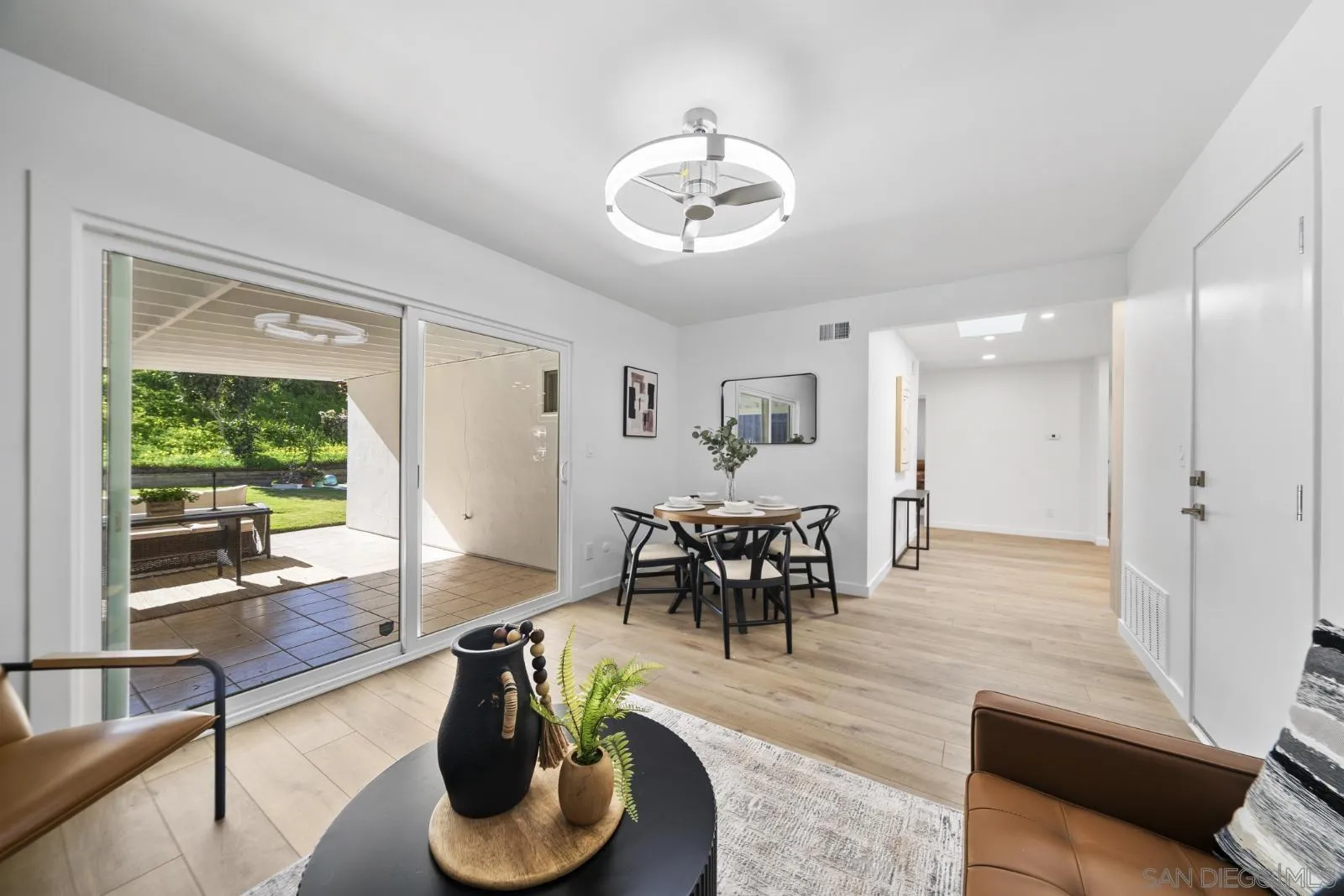 https://cdn.realtyfeed.com/cdn/127/2601076/a73881d3cf92a1148e0e443b5a83c0bc.webp