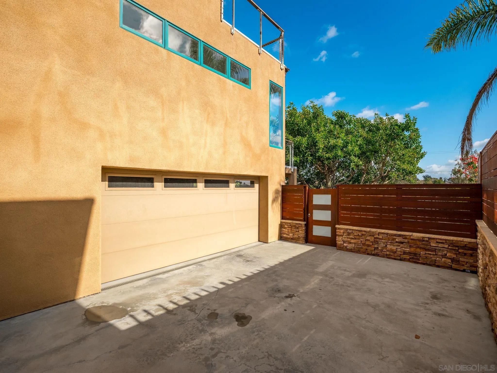 https://cdn.realtyfeed.com/cdn/127/2601077/2d912fc32247ec50c21a7a45847e8295.webp