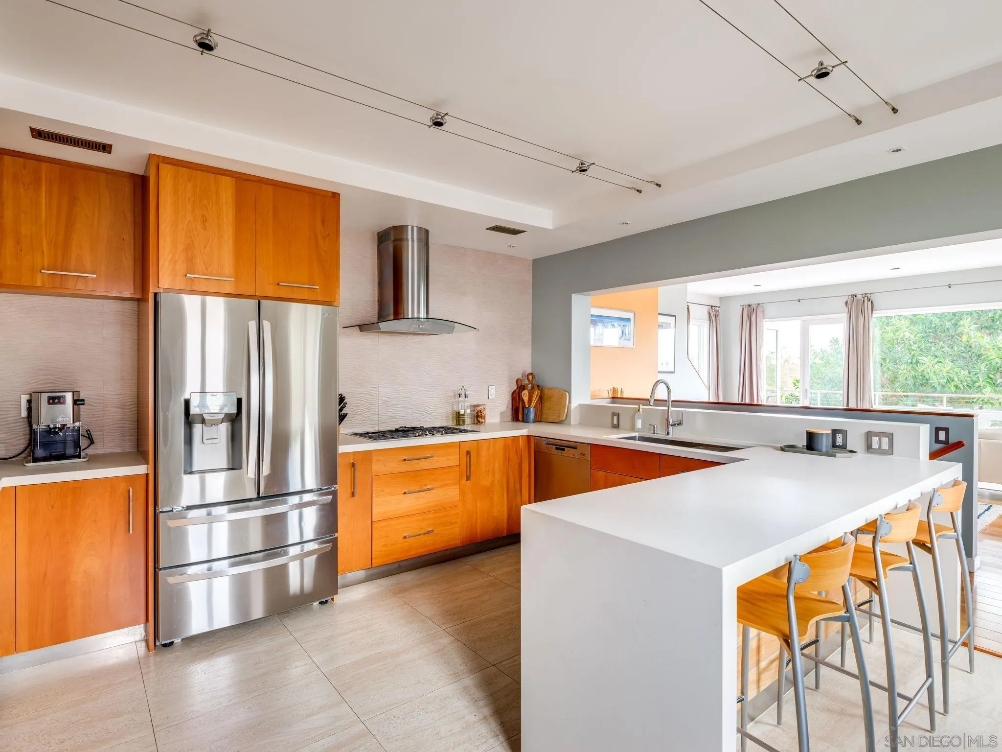 https://cdn.realtyfeed.com/cdn/127/2601077/465ba785bc75b469f6b3be958b5f0c32.webp