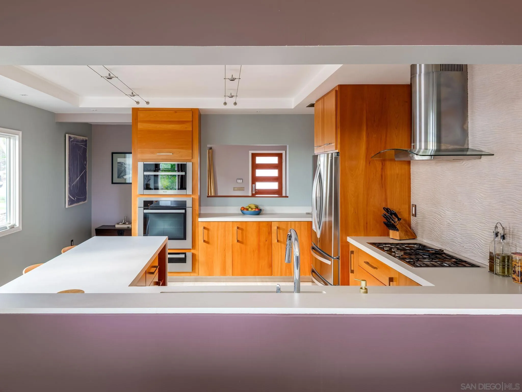 https://cdn.realtyfeed.com/cdn/127/2601077/9bdc375f3243d39b17ba03c1f6398641.webp
