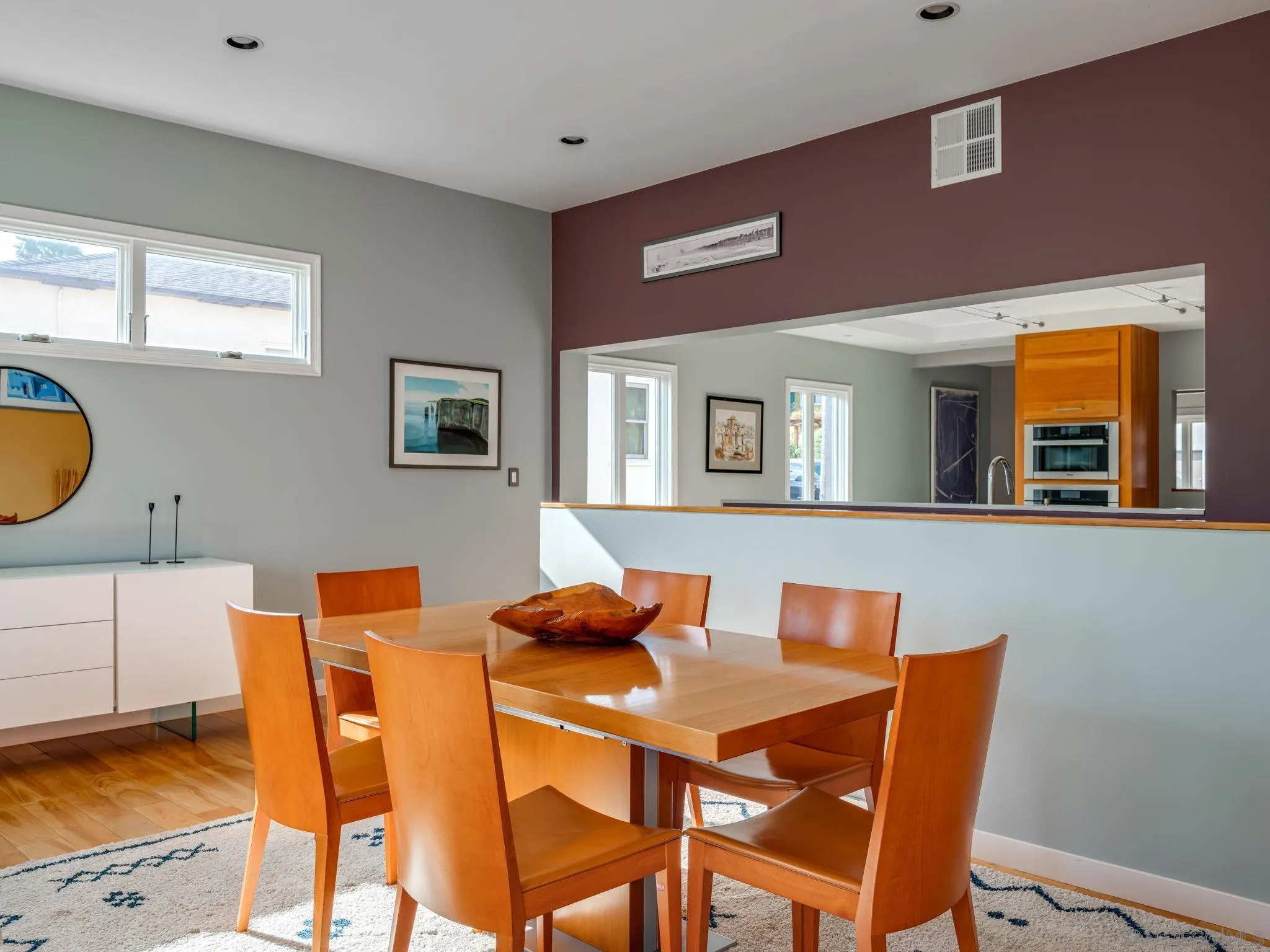 https://cdn.realtyfeed.com/cdn/127/2601077/d50d21a59e3016d7a66672739bd625cd.webp