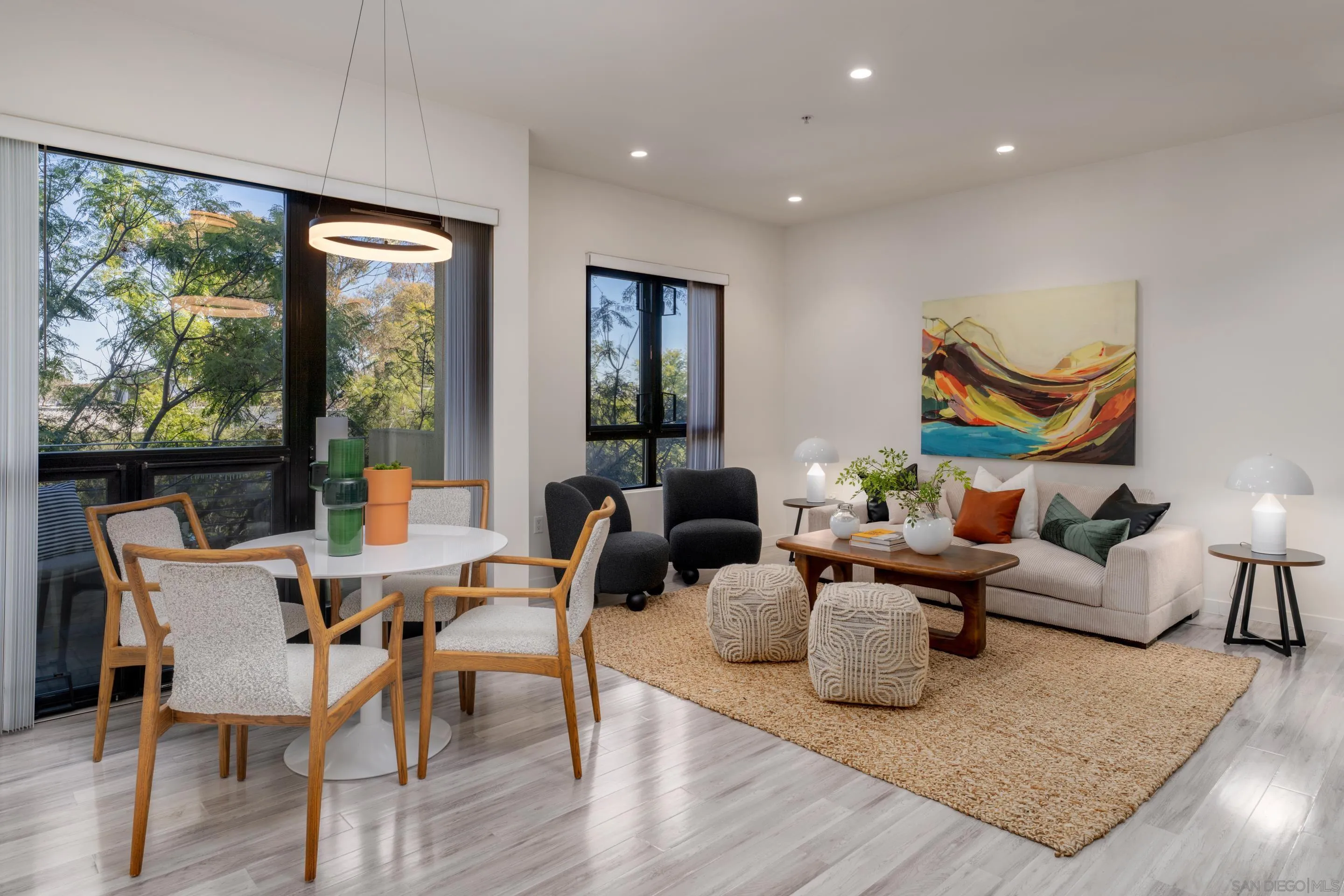 Photo #1: 2601079 Listing: Photo #1