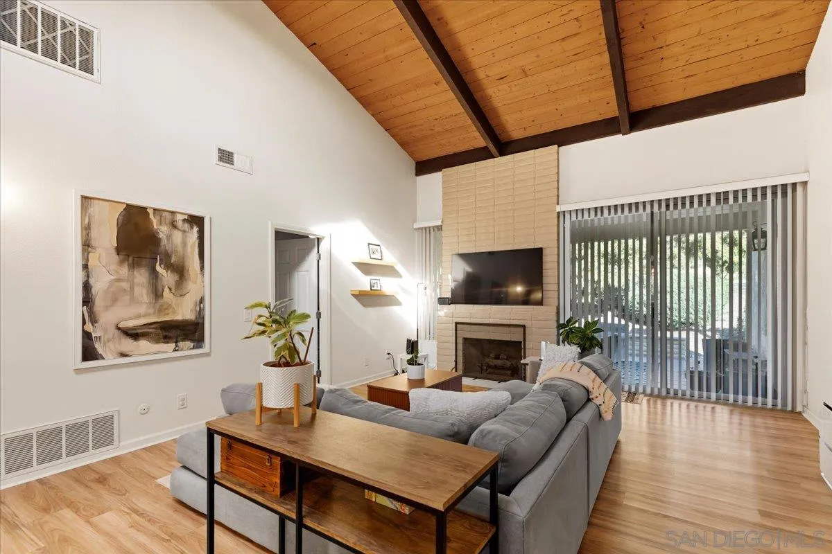 Photo #21: 2601083 Listing: Photo #21