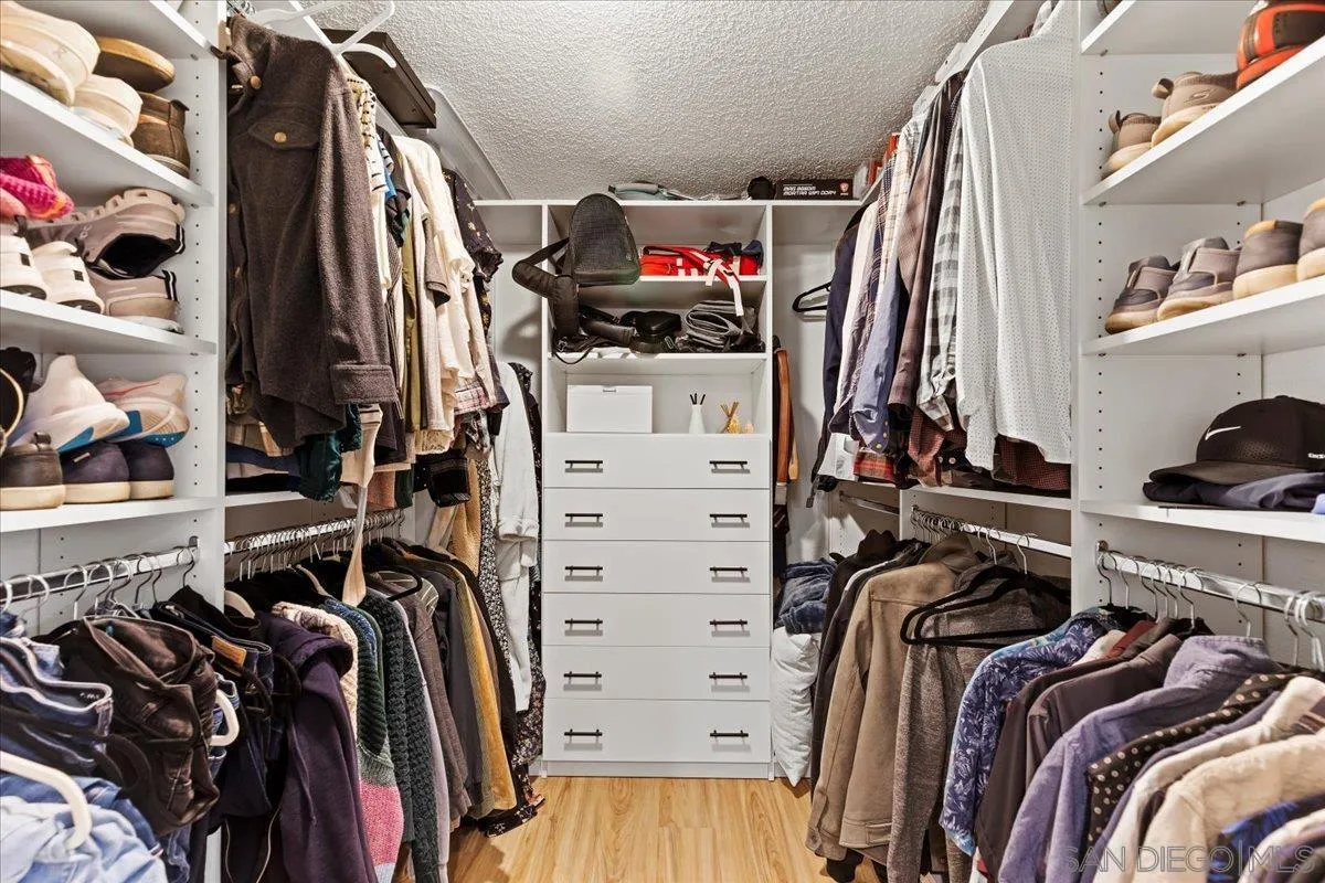 Photo #31: 2601083 Listing: Photo #31