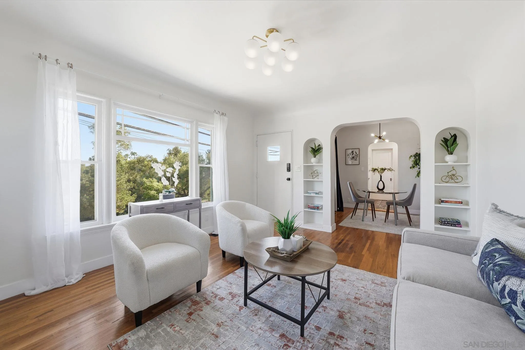 https://cdn.realtyfeed.com/cdn/127/2601086/54b83b0aa43b3b466ee4c54dd0747a09.webp