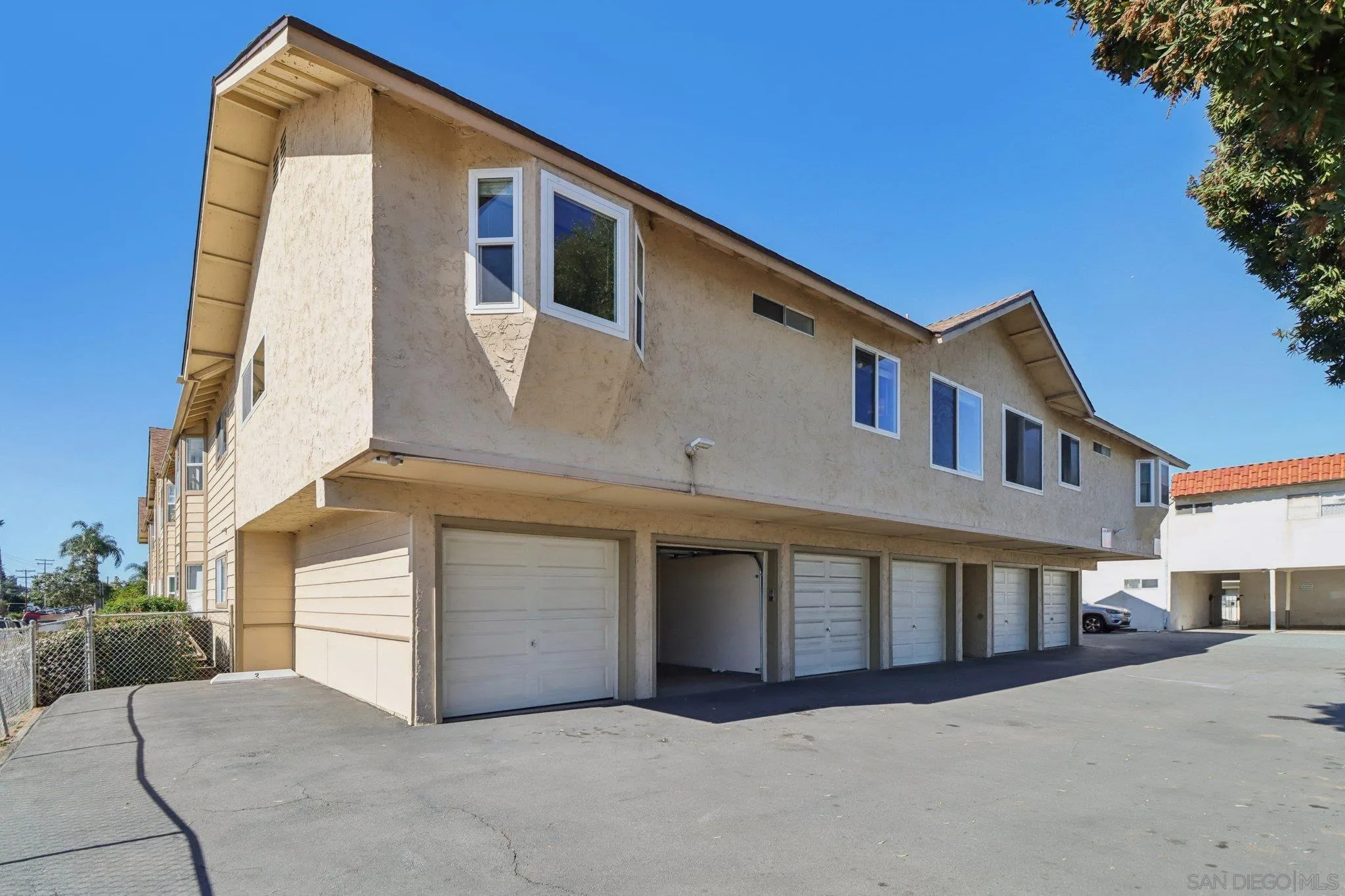 https://cdn.realtyfeed.com/cdn/127/2601087/0f08c8ca81590d54e842b0d2fc1b7d20.webp