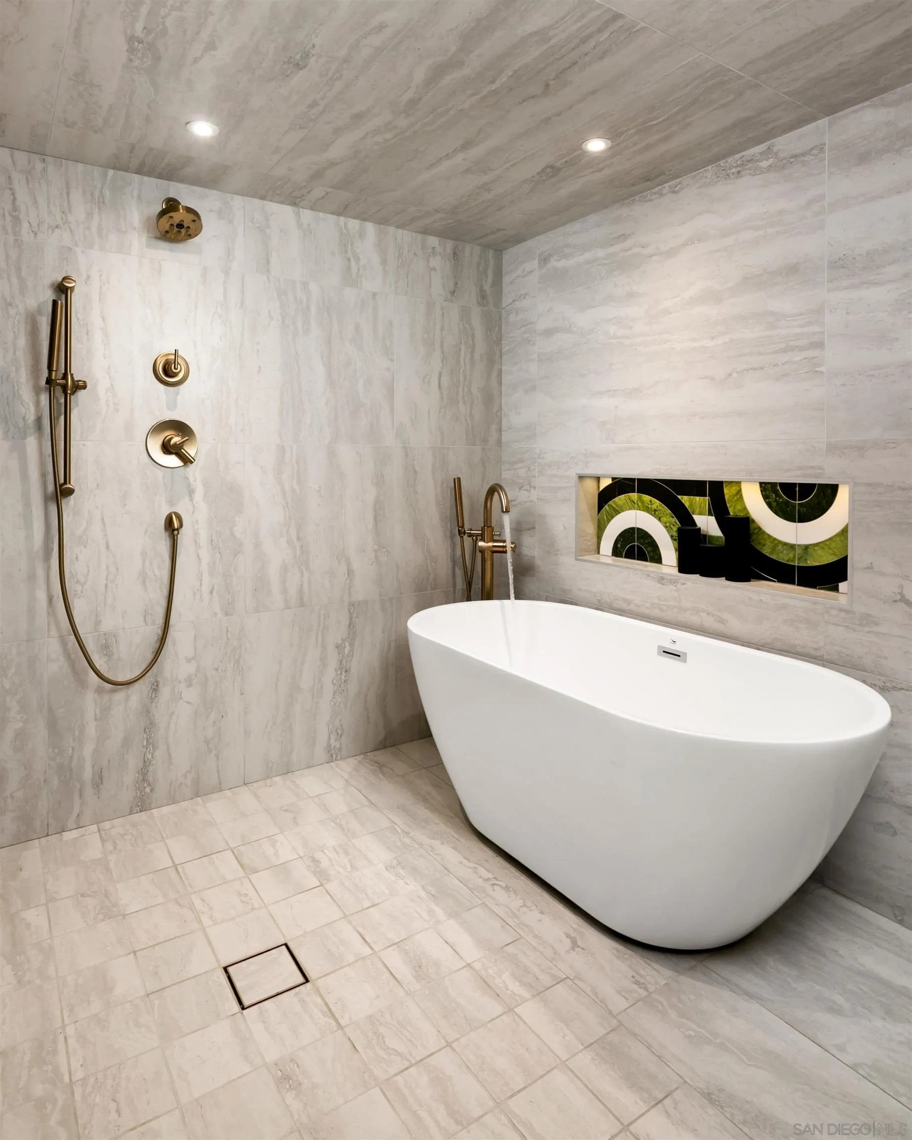 https://cdn.realtyfeed.com/cdn/127/2601090/24789bacad80a115fc3312521ddb8a71.webp