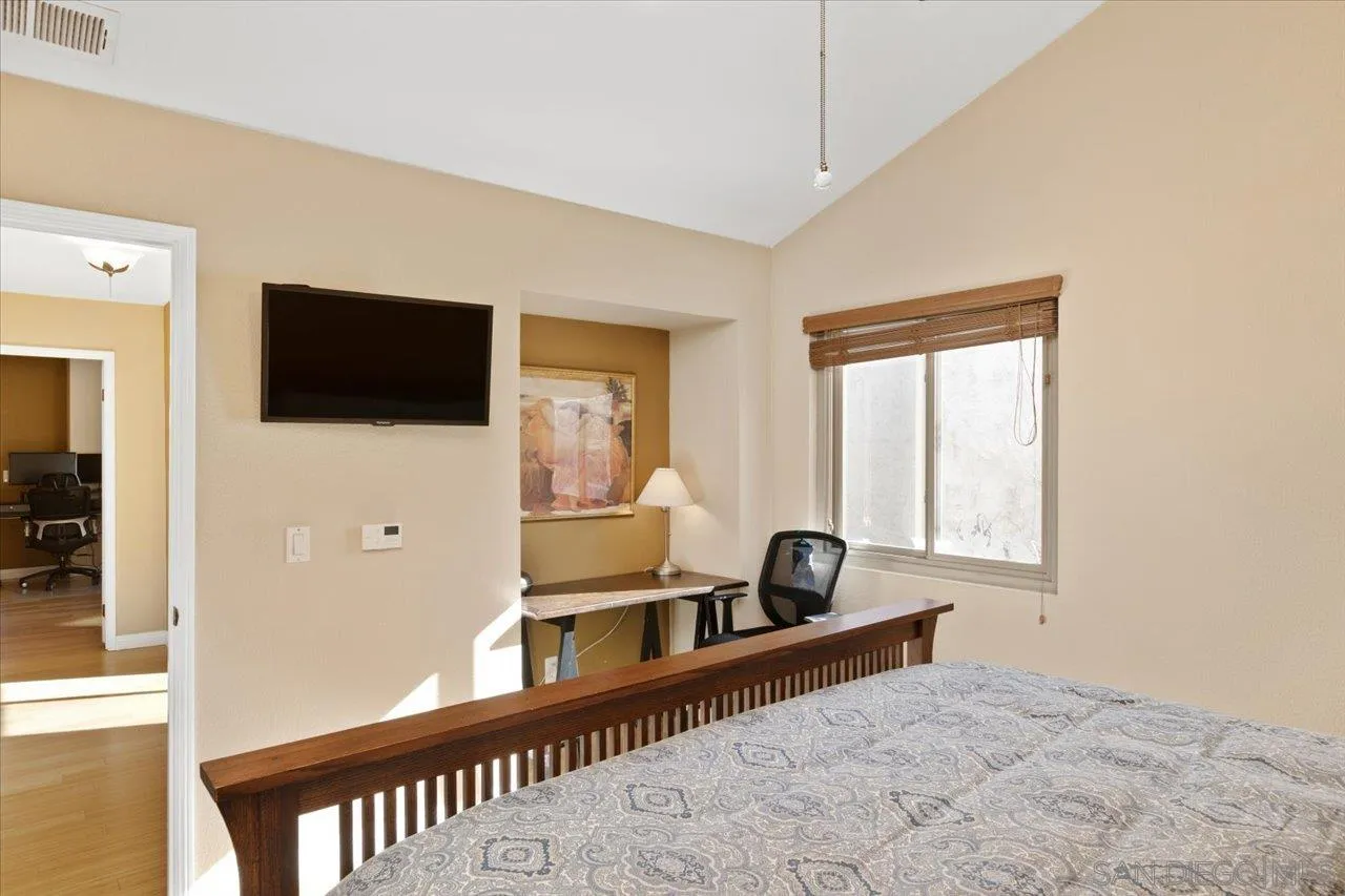 https://cdn.realtyfeed.com/cdn/127/2601094/a4403d50567c7054042c0495e4bc4029.webp