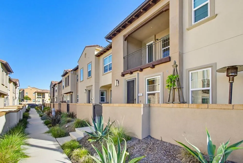 Photo #2: 2601102 Listing: Photo #2