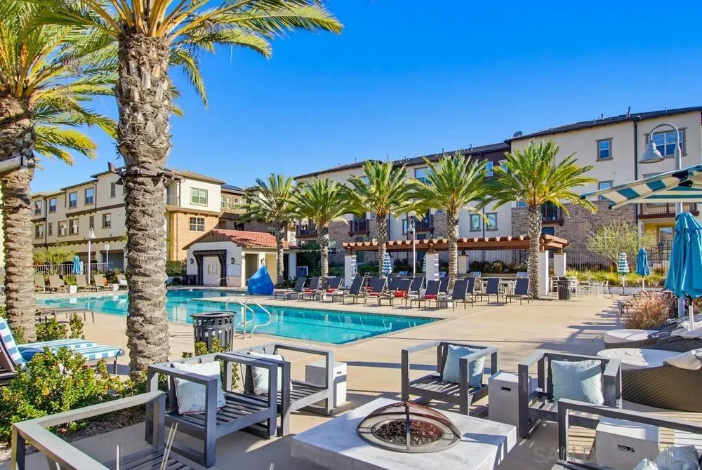 Photo #42: 2601102 Listing: Photo #42