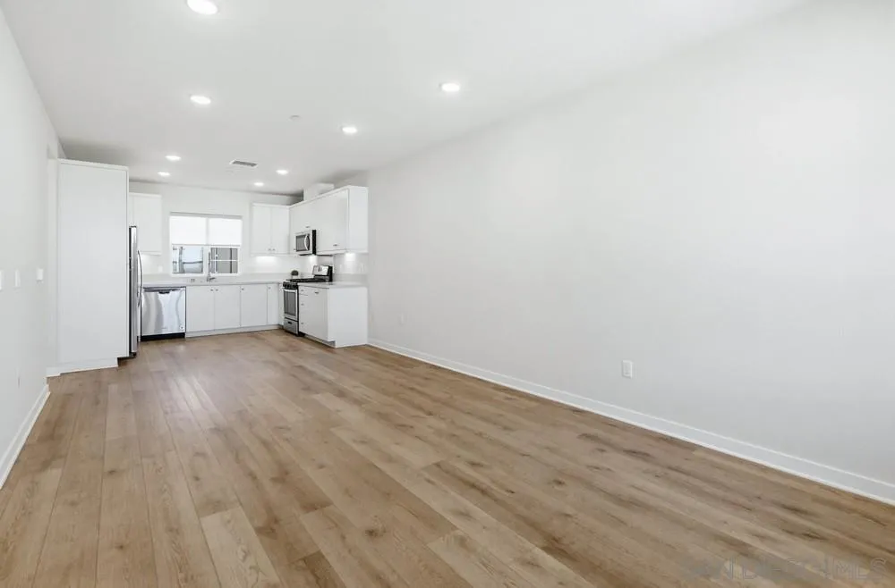 Photo #12: 2601102 Listing: Photo #12