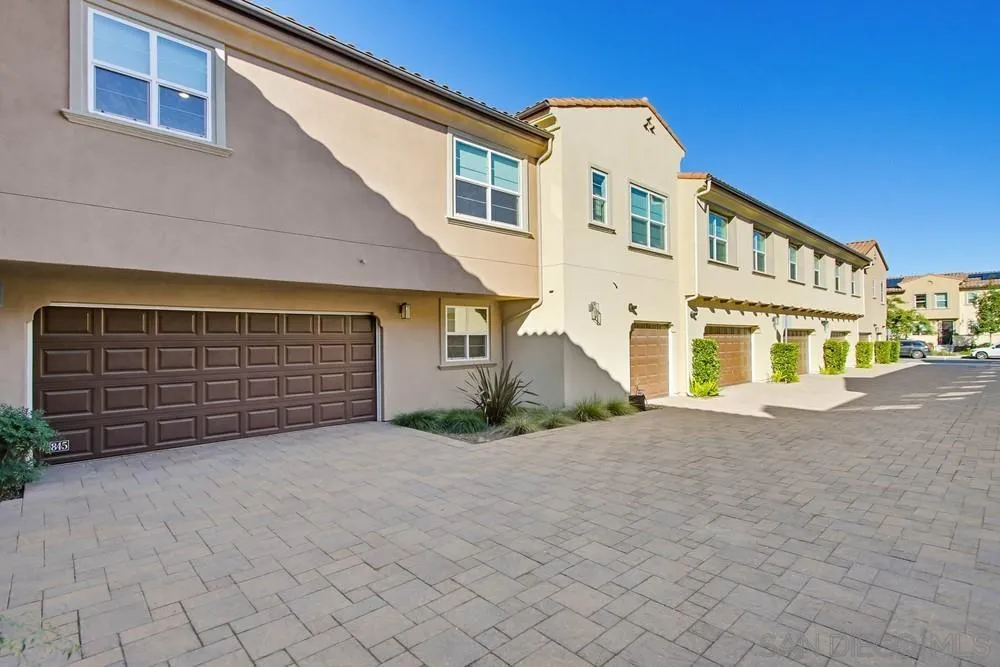 Photo #34: 2601102 Listing: Photo #34