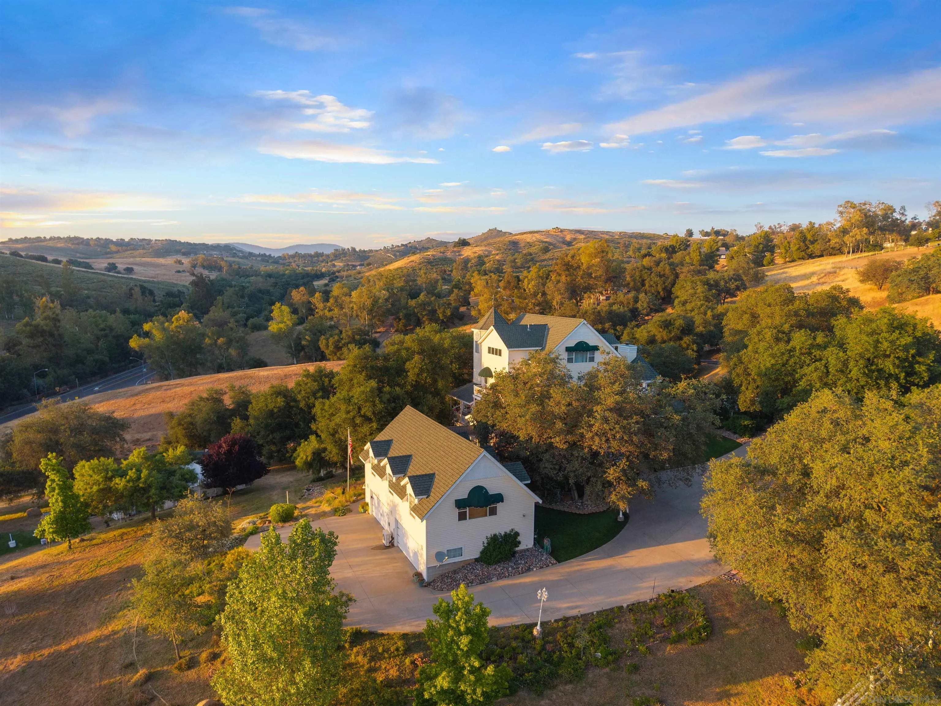 https://cdn.realtyfeed.com/cdn/127/2601103/4616df9e79bb5d026398ca4f96fecccf.webp