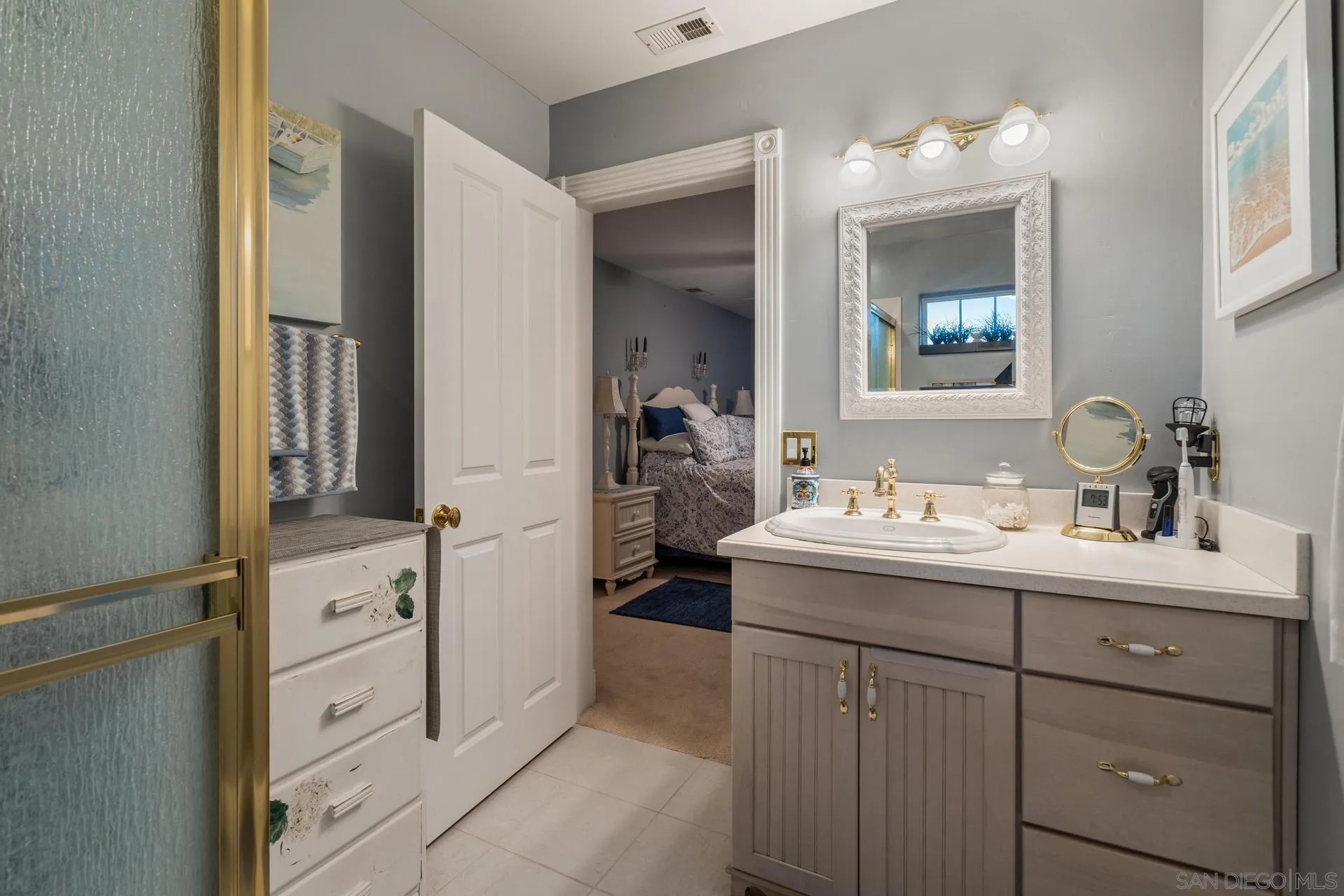 https://cdn.realtyfeed.com/cdn/127/2601103/831f7d794df2938fc633e924cac51da5.webp