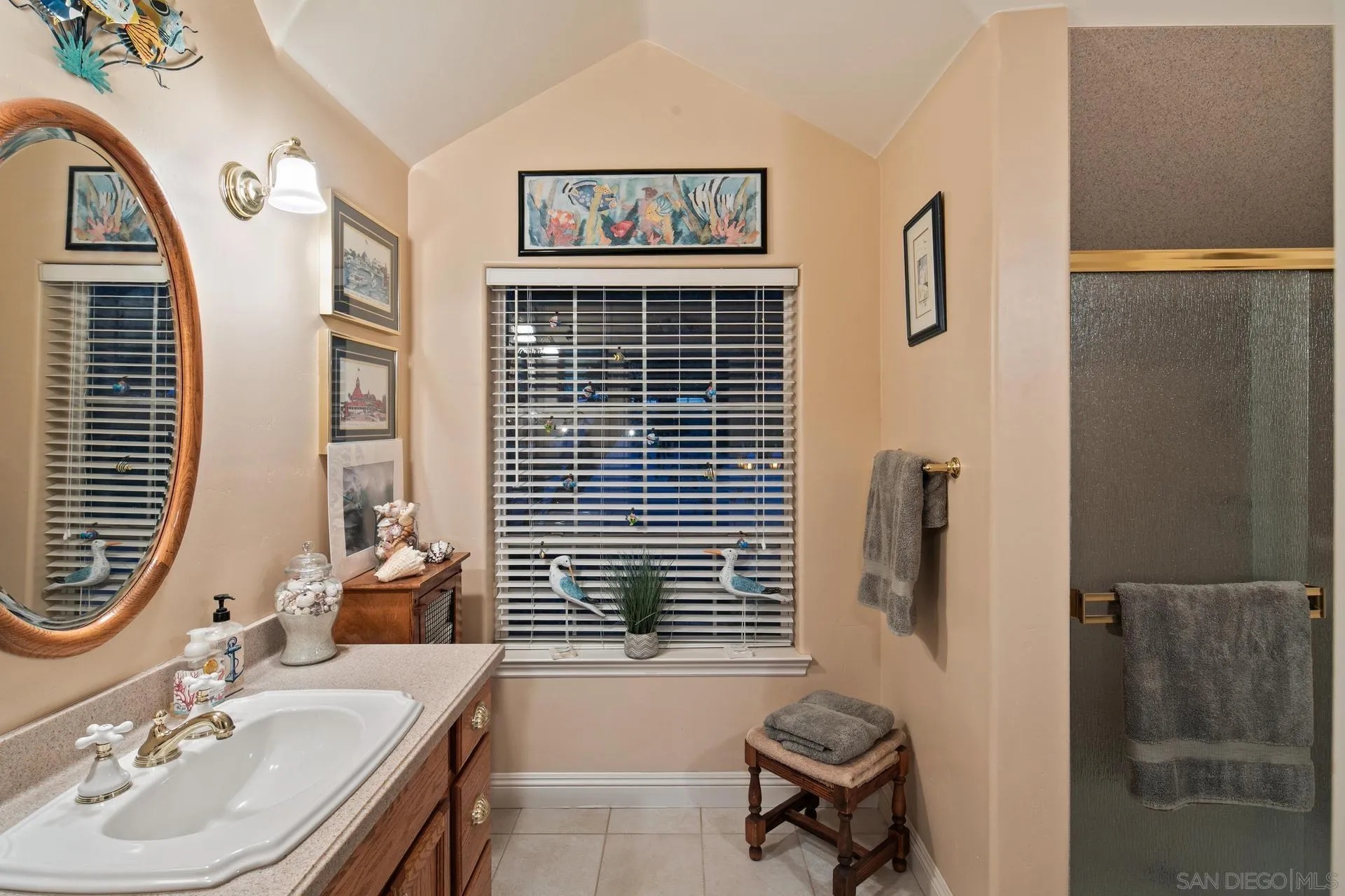 https://cdn.realtyfeed.com/cdn/127/2601103/e0d6126b8447f8038b1530c99fff7efb.webp