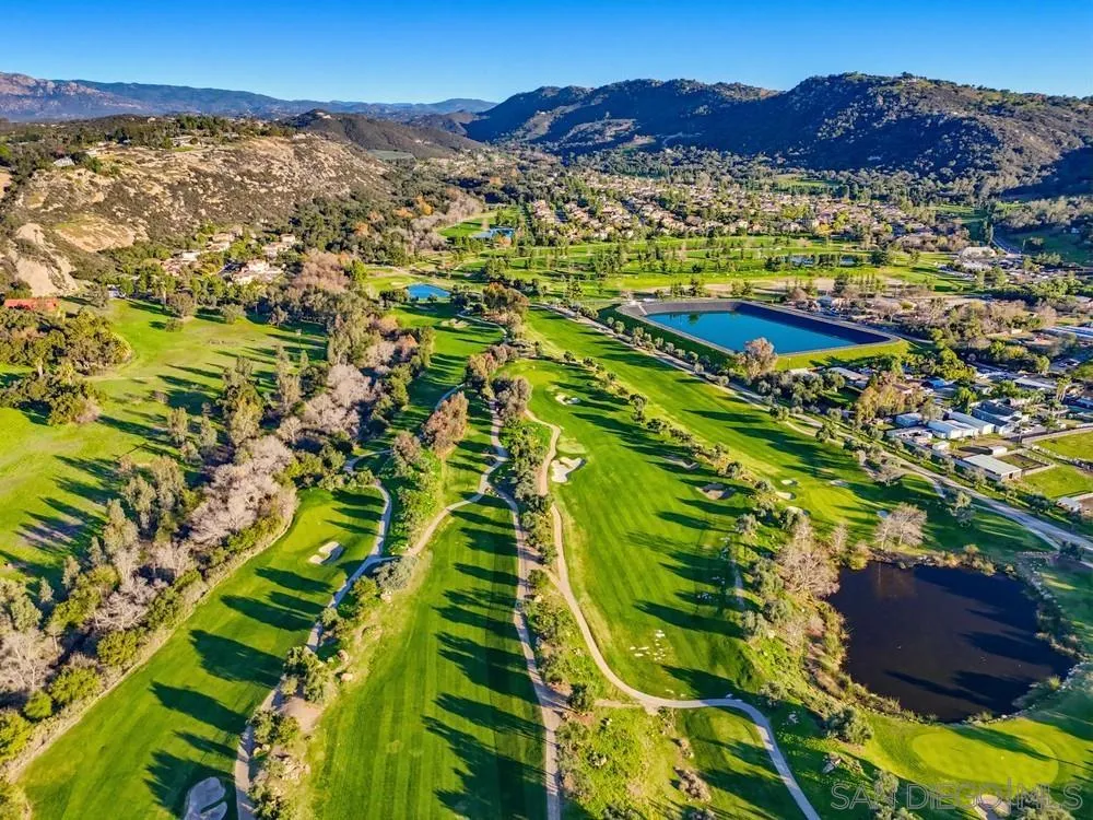 https://cdn.realtyfeed.com/cdn/127/2601111/4d31550611e763647e57c548544b9c0f.webp