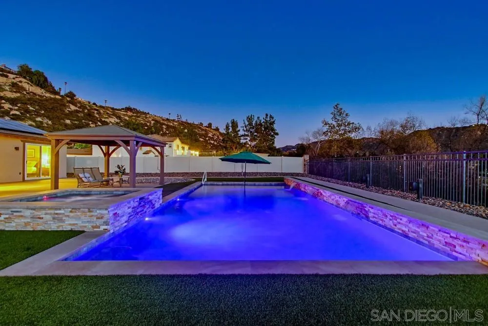 https://cdn.realtyfeed.com/cdn/127/2601111/5e962f60fa42504b0afbddb00750b138.webp