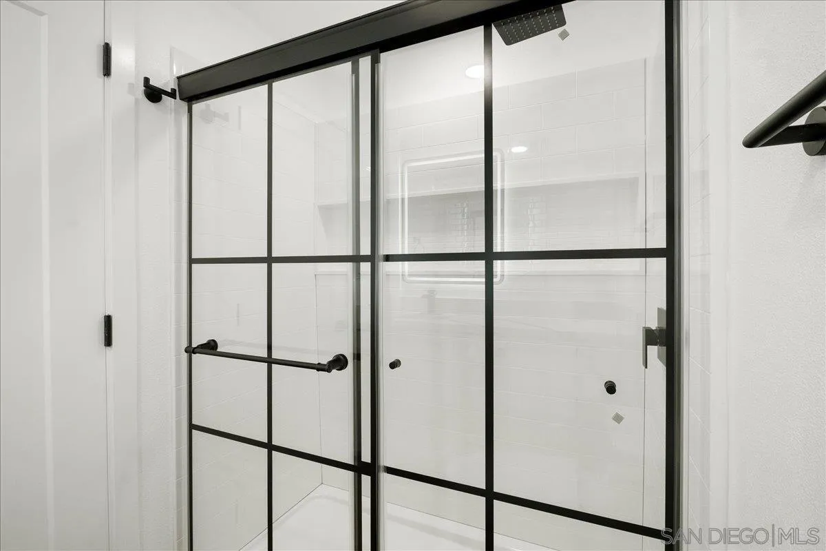 https://cdn.realtyfeed.com/cdn/127/2601114/0eab18787ca905f12045621fd1c0cef3.webp