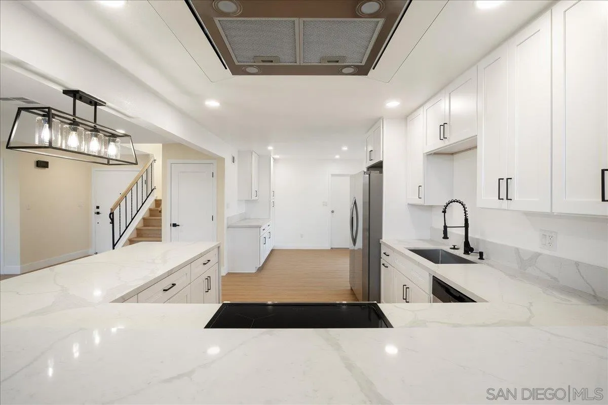 https://cdn.realtyfeed.com/cdn/127/2601114/78dd621e5333678d7a926ad8686861e1.webp
