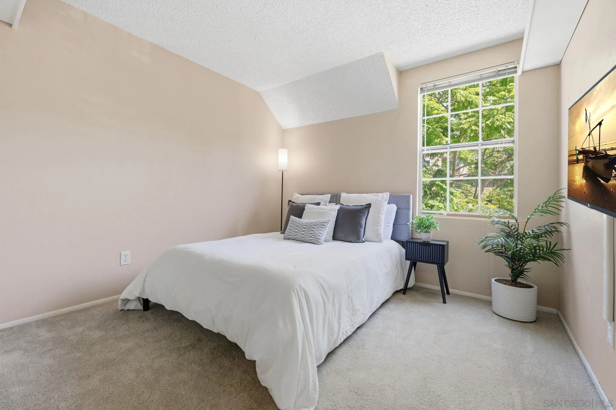 Photo #22: 2601119 Listing: Photo #22