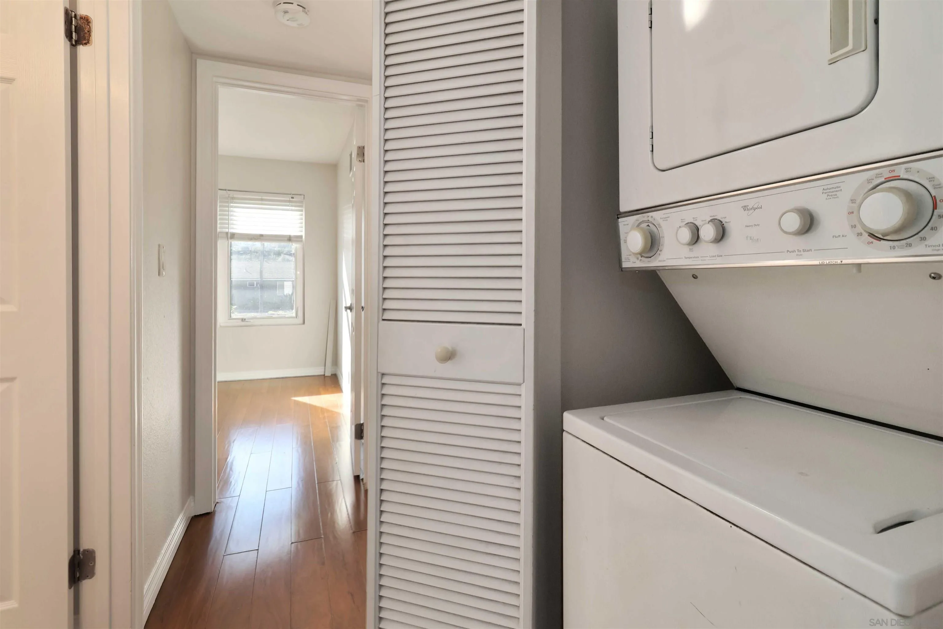https://cdn.realtyfeed.com/cdn/127/2601121/b039698763fa24872ab27be356472d6c.webp