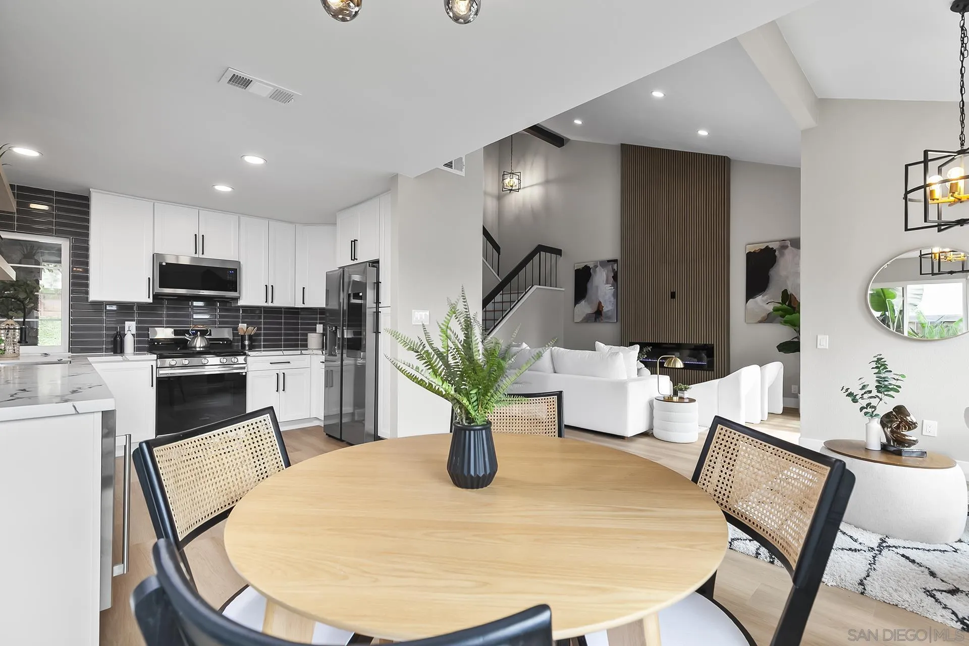 Photo #17: 2601124 Listing: Photo #17