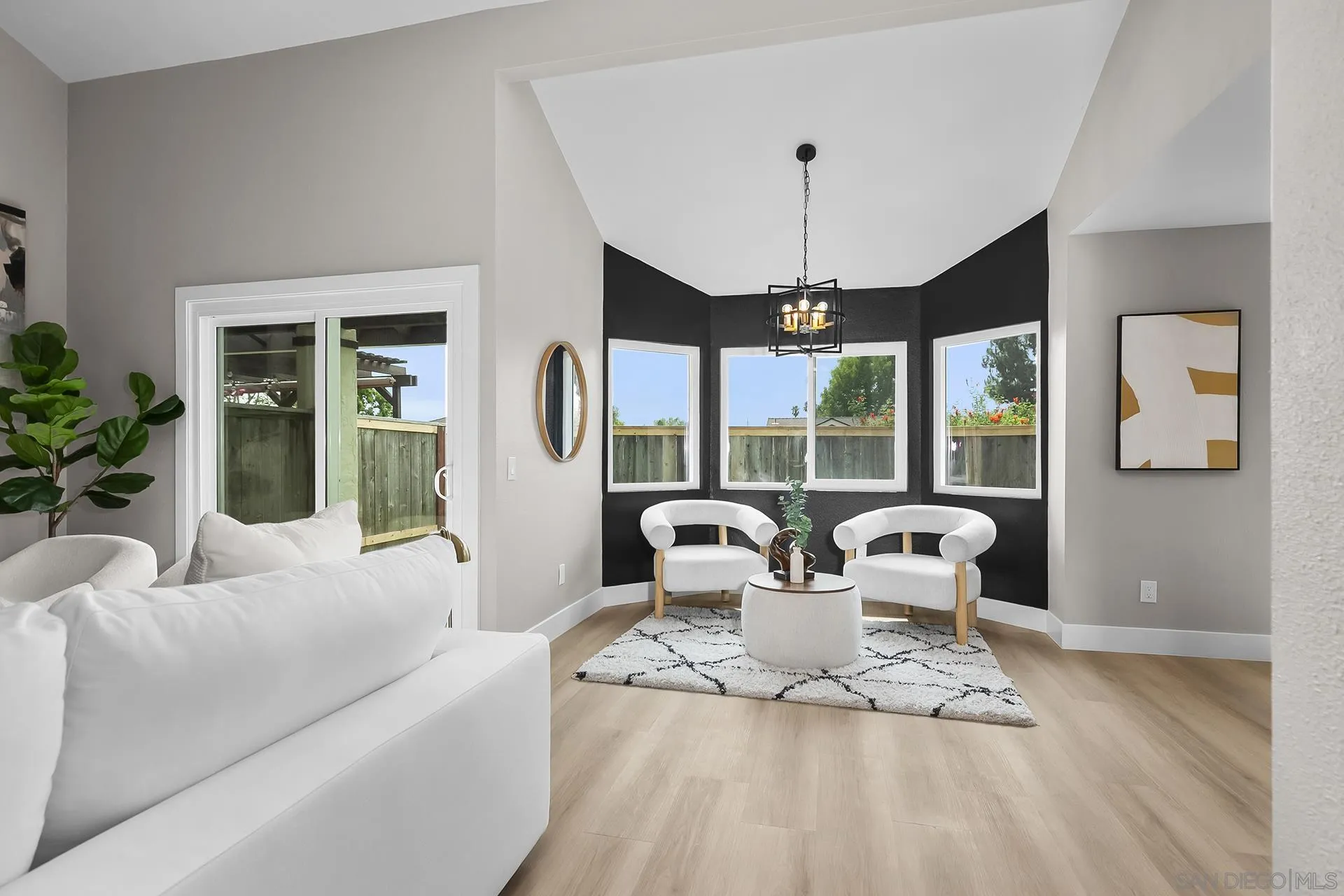 Photo #11: 2601124 Listing: Photo #11