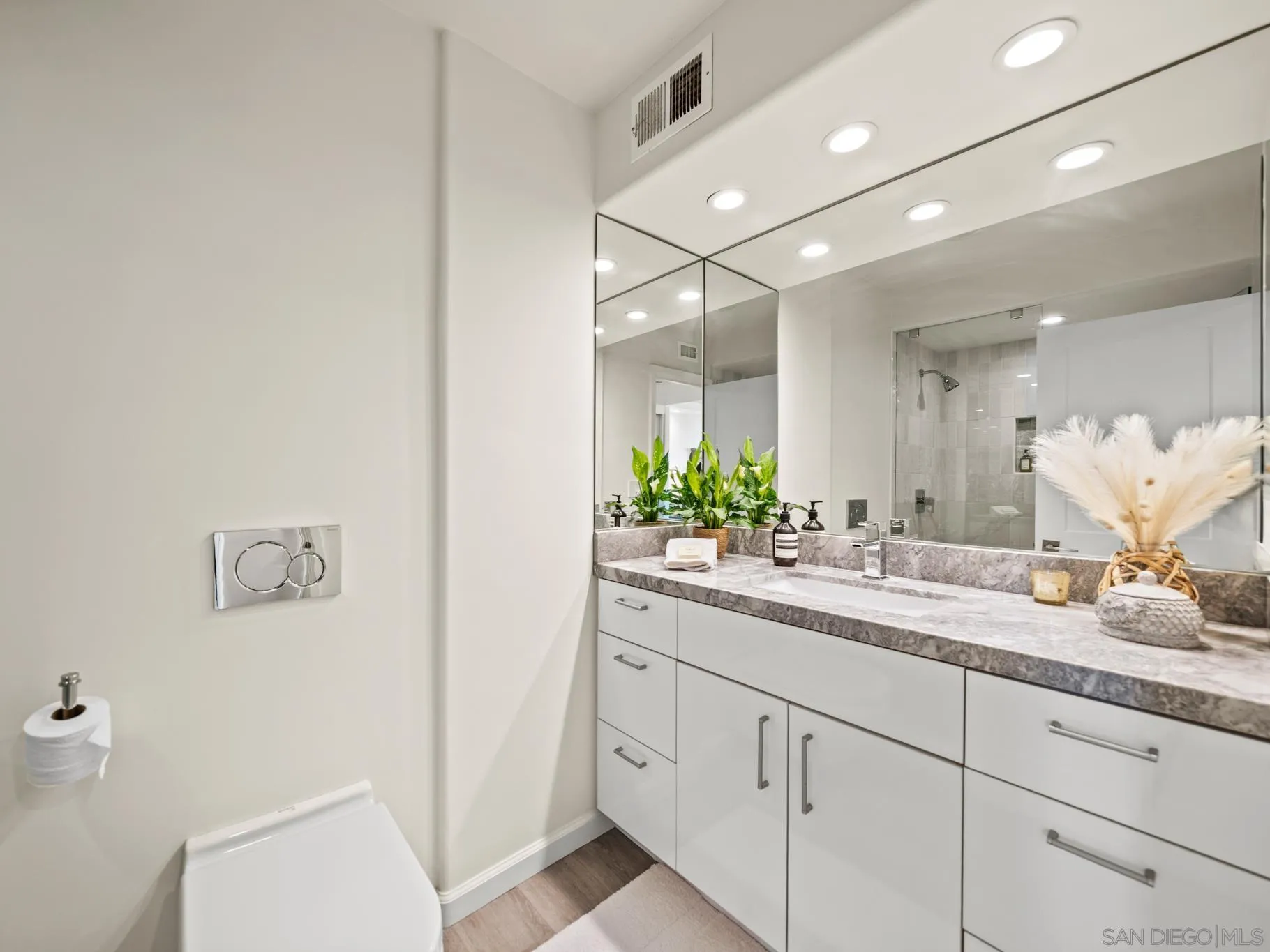 Photo #43: 2601127 Listing: Photo #43