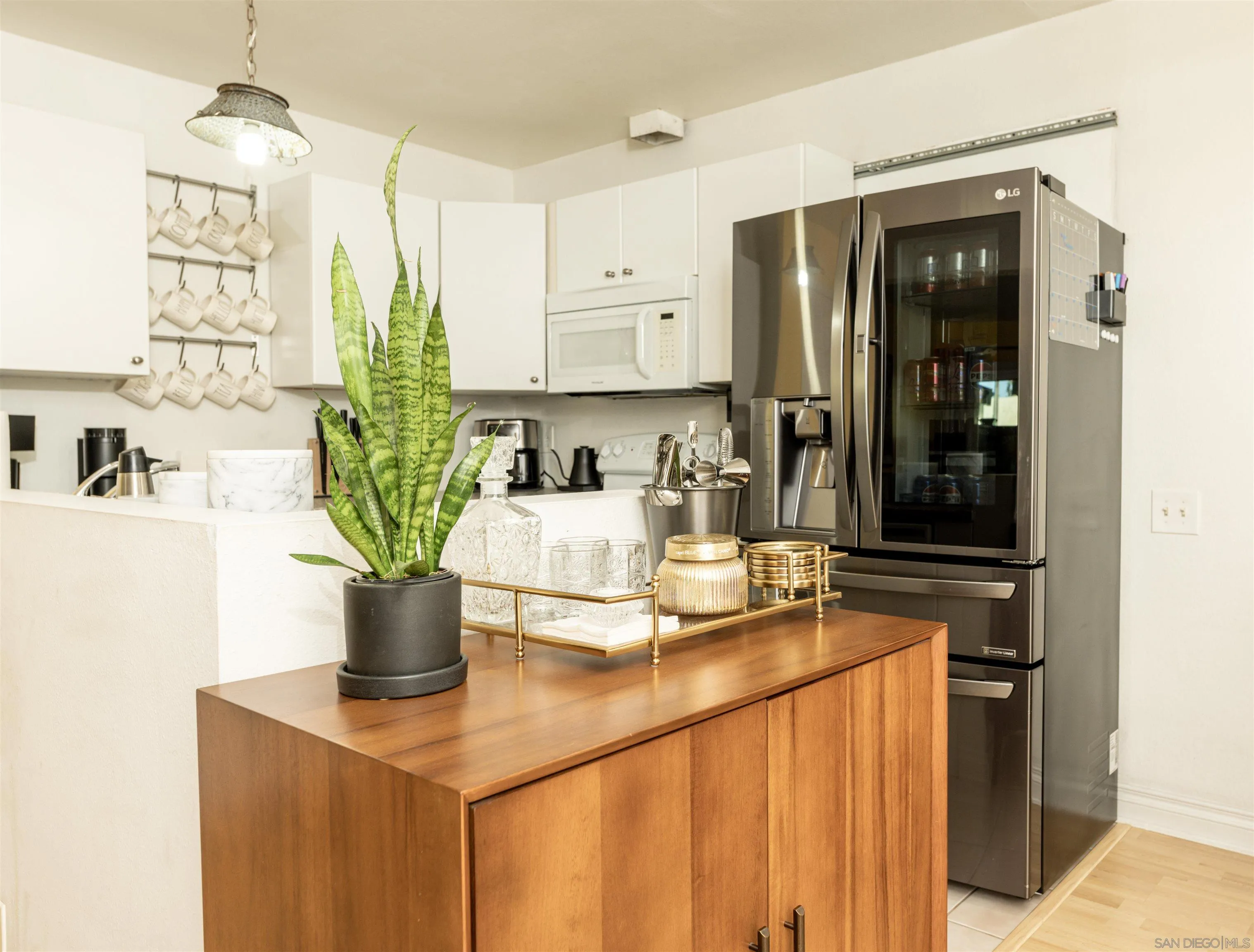 Photo #5: 2601131 Listing: Photo #5