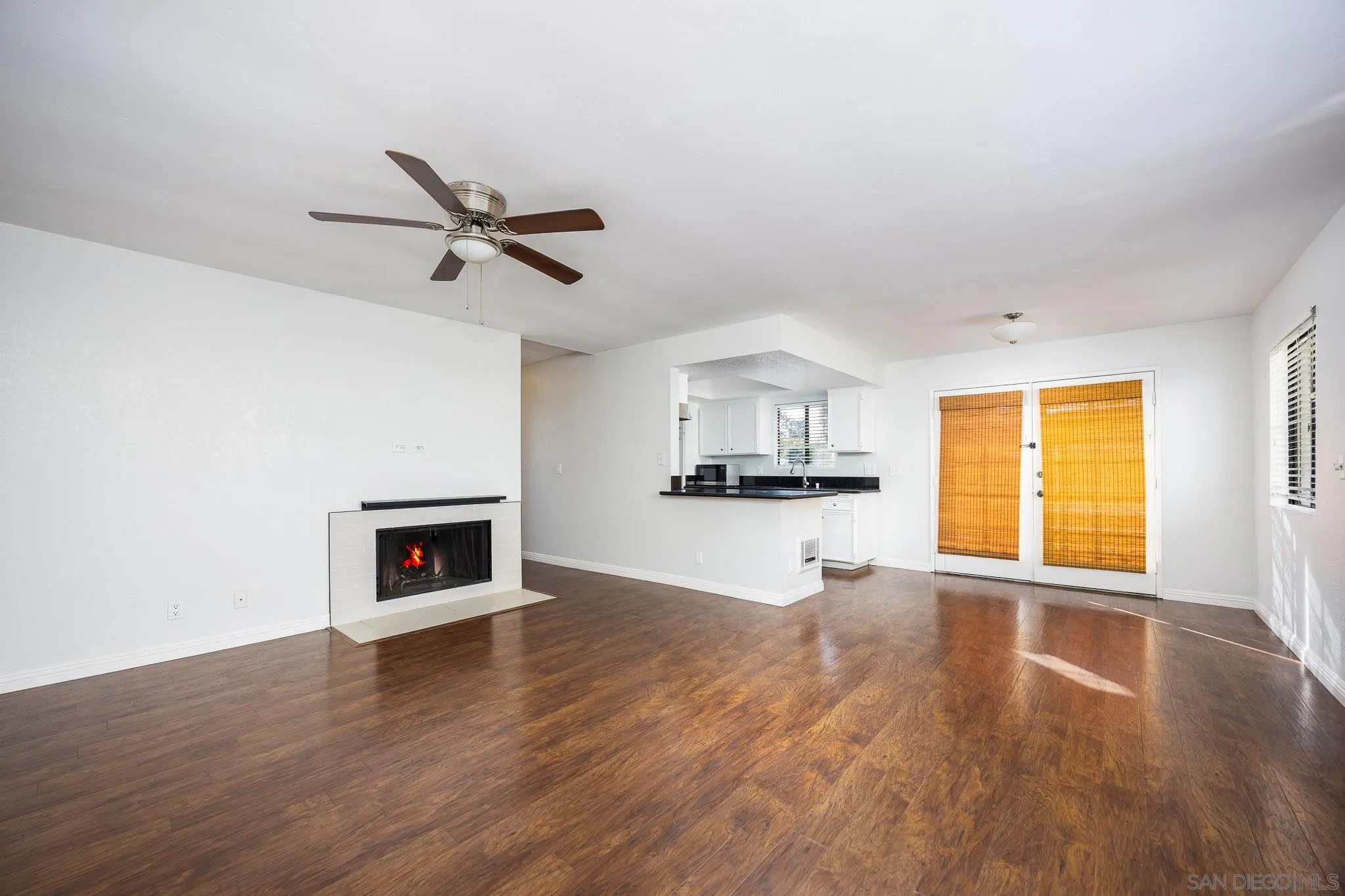 Photo #4: 2601137 Listing: Photo #4