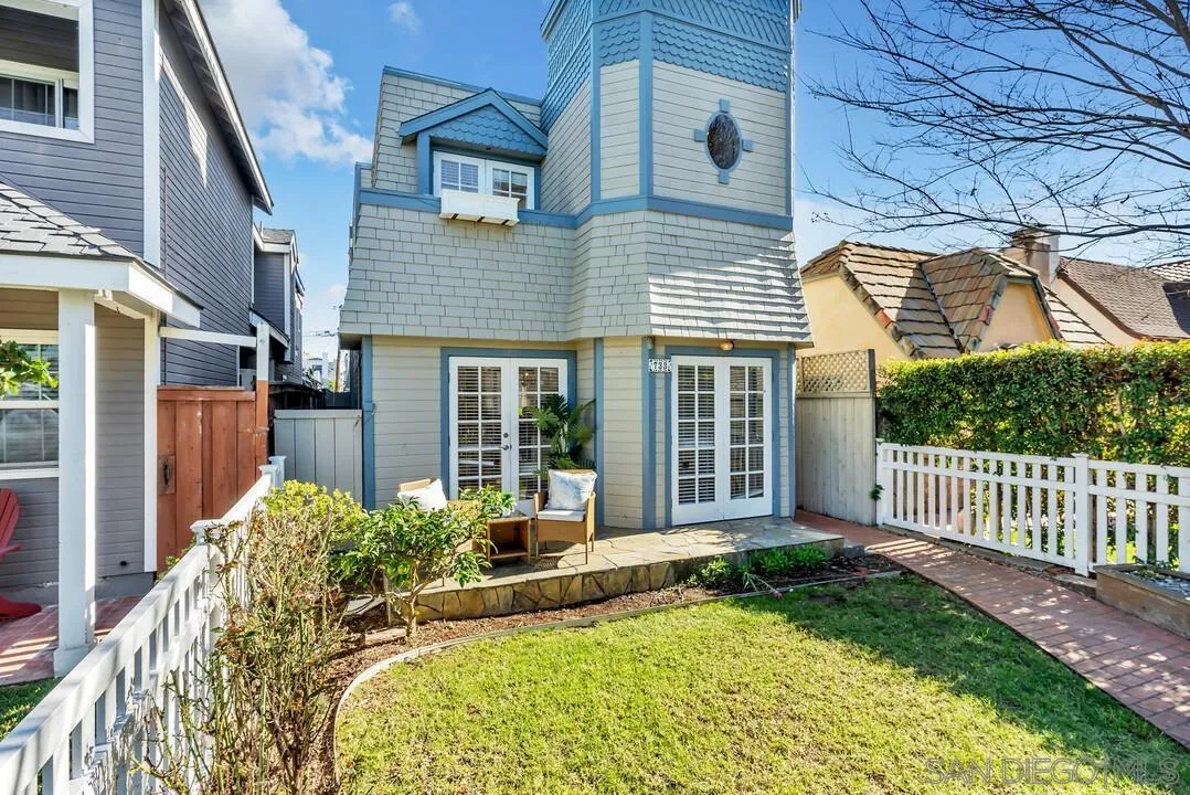 https://cdn.realtyfeed.com/cdn/127/2601138/7d469213b8244d28b23b39808356a3cd.webp