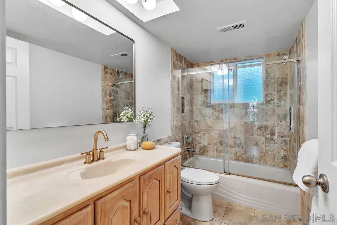 https://cdn.realtyfeed.com/cdn/127/2601139/83403c12a5d9e3c280c9d6491b892698.webp