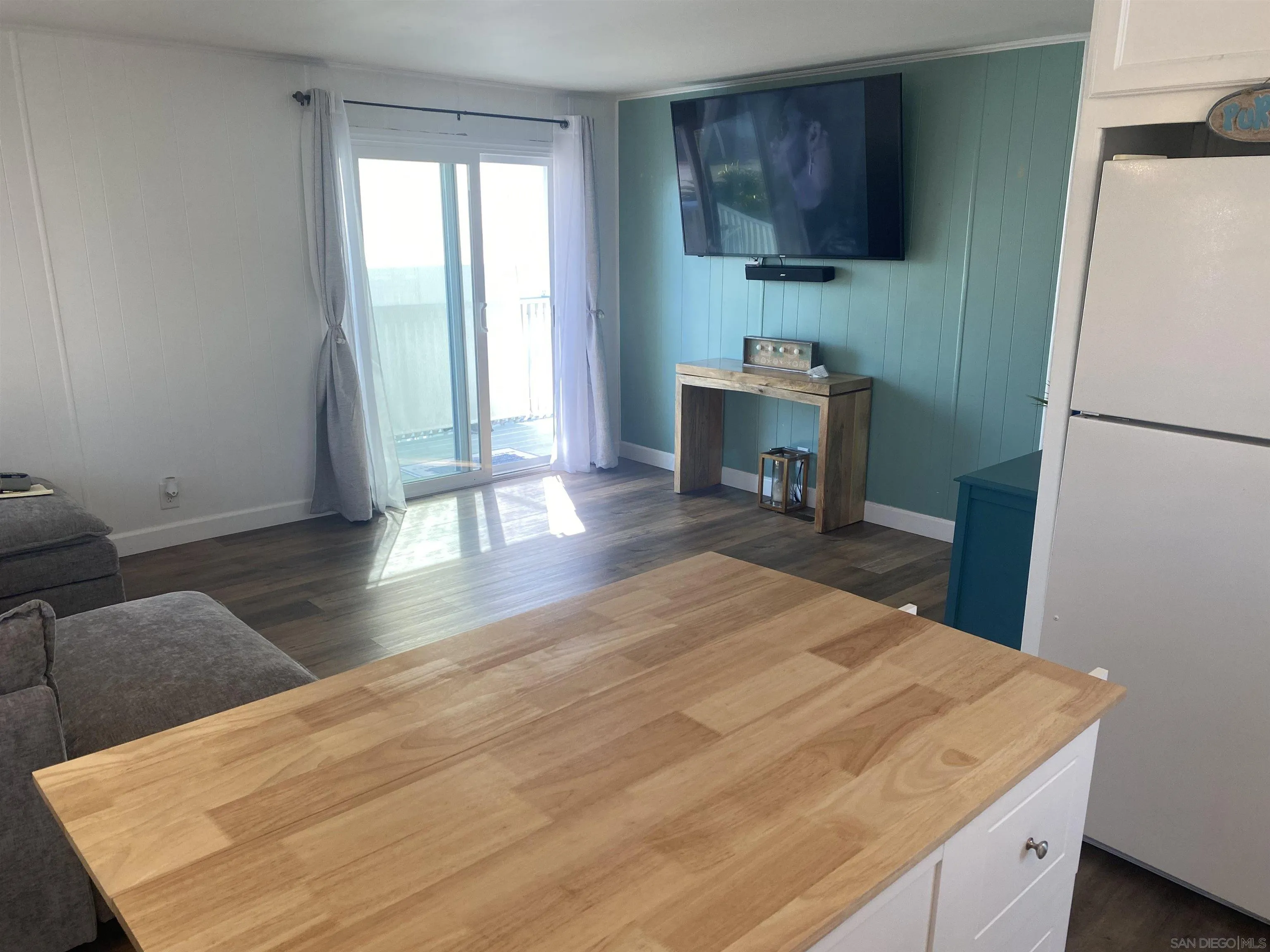 https://cdn.realtyfeed.com/cdn/127/2601140/12815c287d79cd4256415af9243668ce.webp
