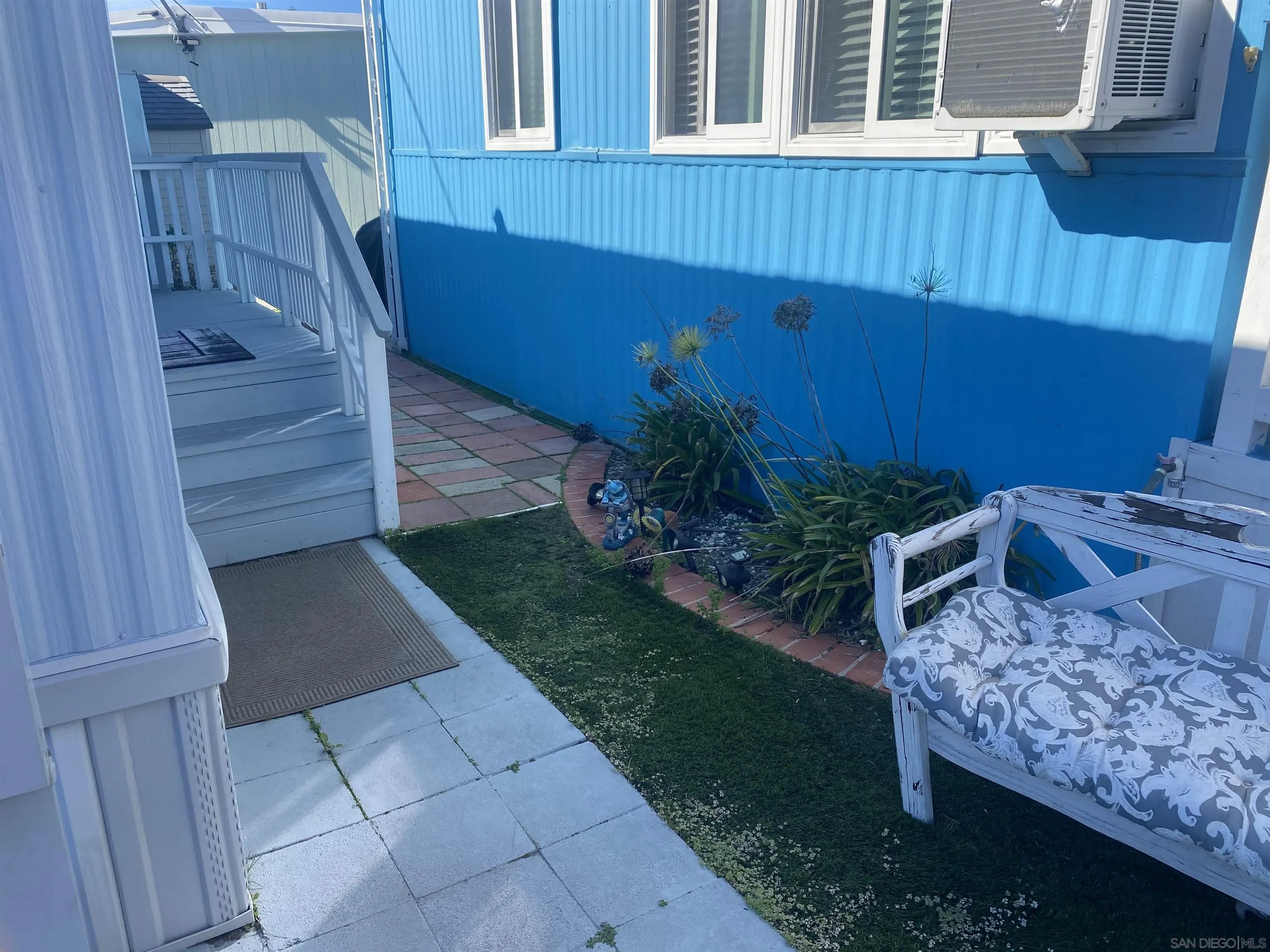 https://cdn.realtyfeed.com/cdn/127/2601140/b84e14d2902e603cf599622618ddad25.webp