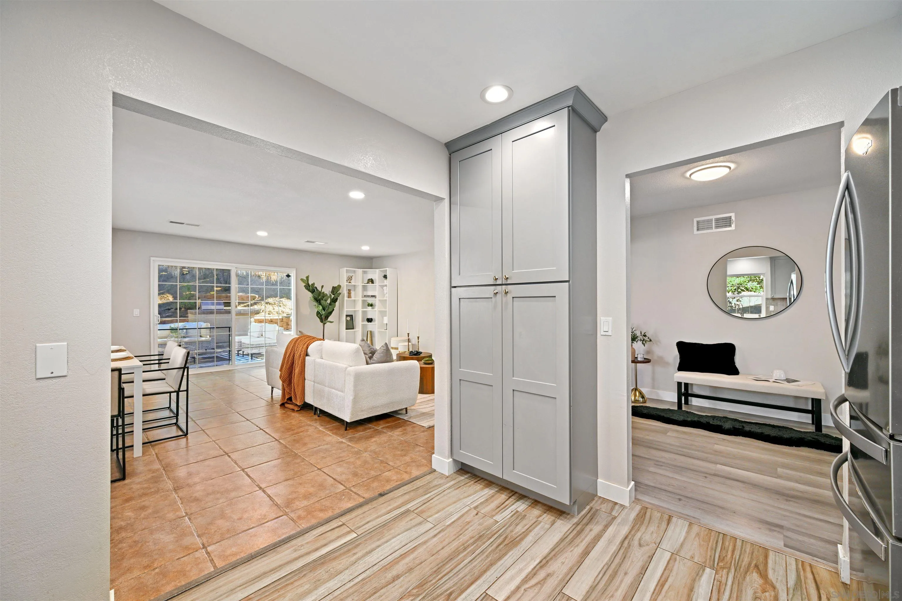 https://cdn.realtyfeed.com/cdn/127/2601142/72566d42b7b8b68c0a1c6e0df1eac678.webp