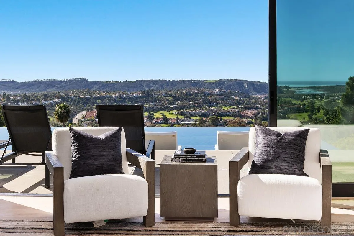 https://cdn.realtyfeed.com/cdn/127/2601148/0025b95628e736c589f7d84091fa8b25.webp
