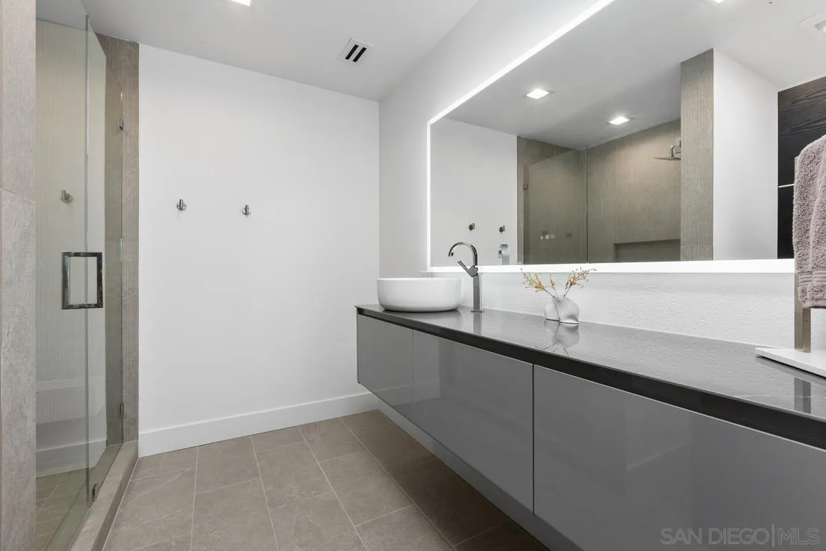 https://cdn.realtyfeed.com/cdn/127/2601148/55a070c53bea33777491c37279e7baa3.webp