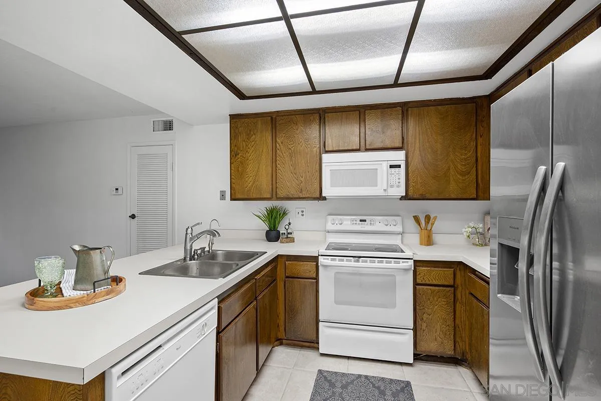 Photo #11: 2601149 Listing: Photo #11