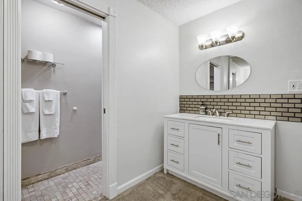 Photo #19: 2601150 Listing: Photo #19