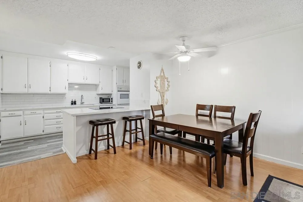 Photo #9: 2601150 Listing: Photo #9