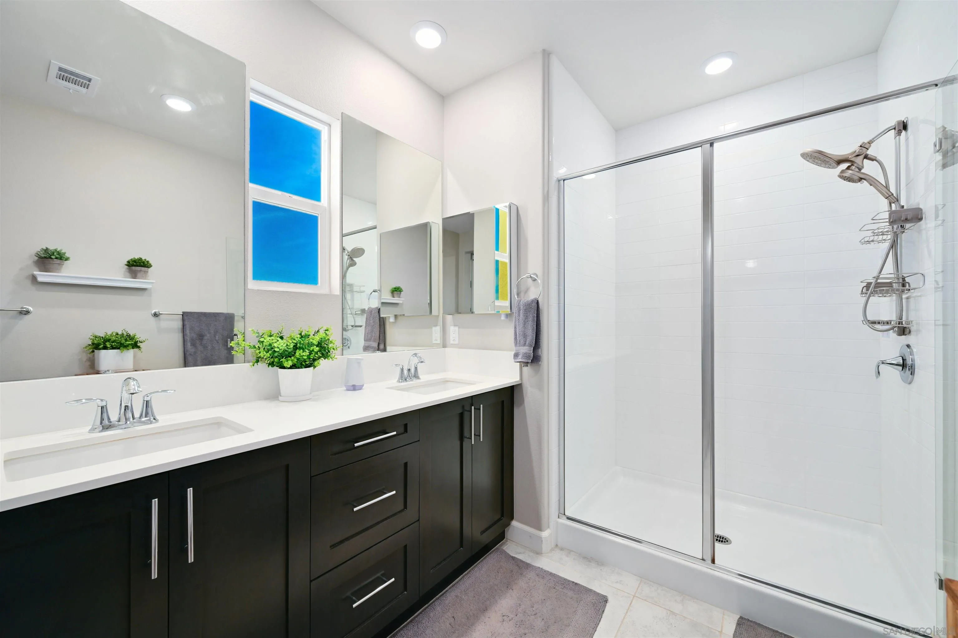 Photo #10: 2601151 Listing: Photo #10