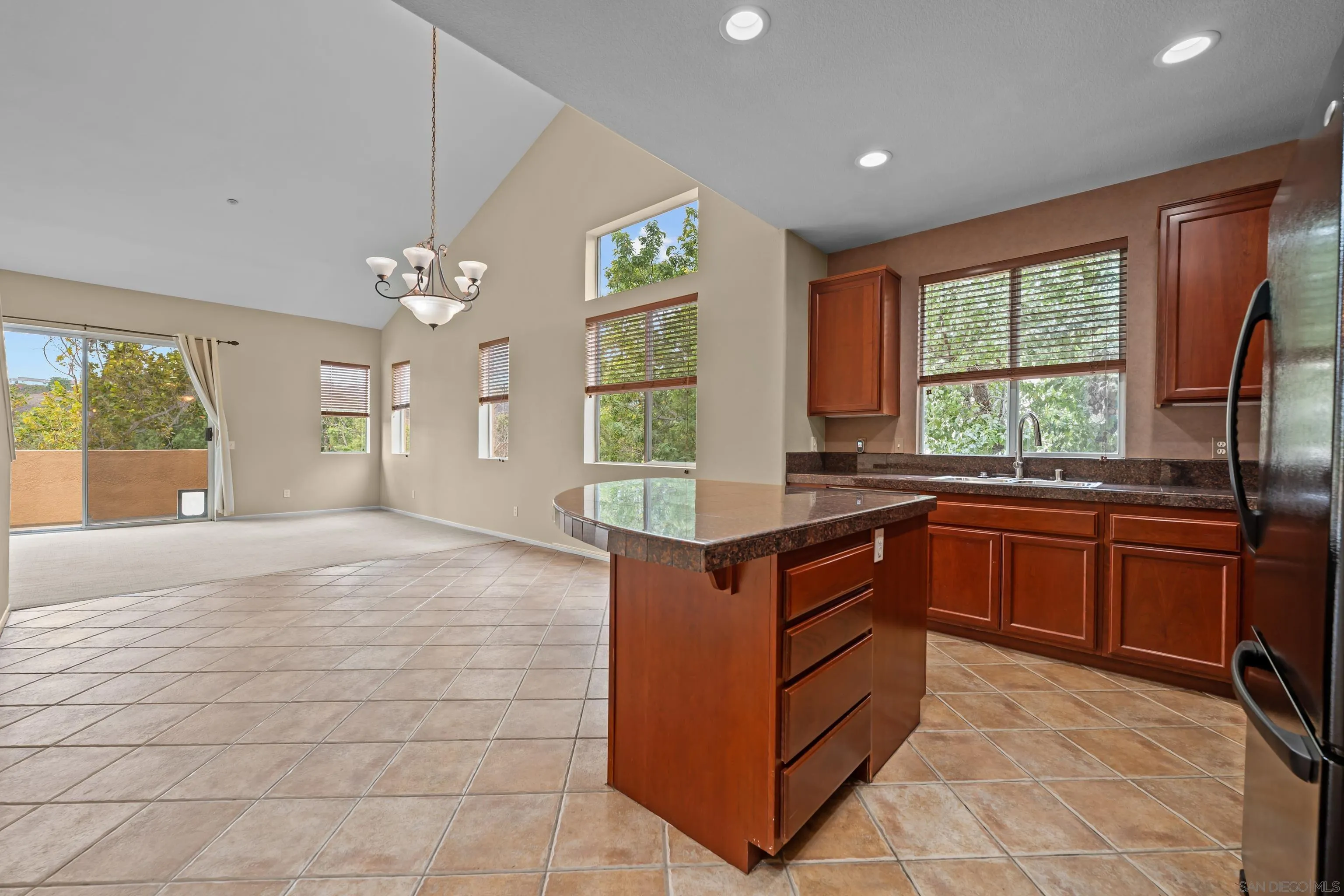 Photo #10: 2601153 Listing: Photo #10